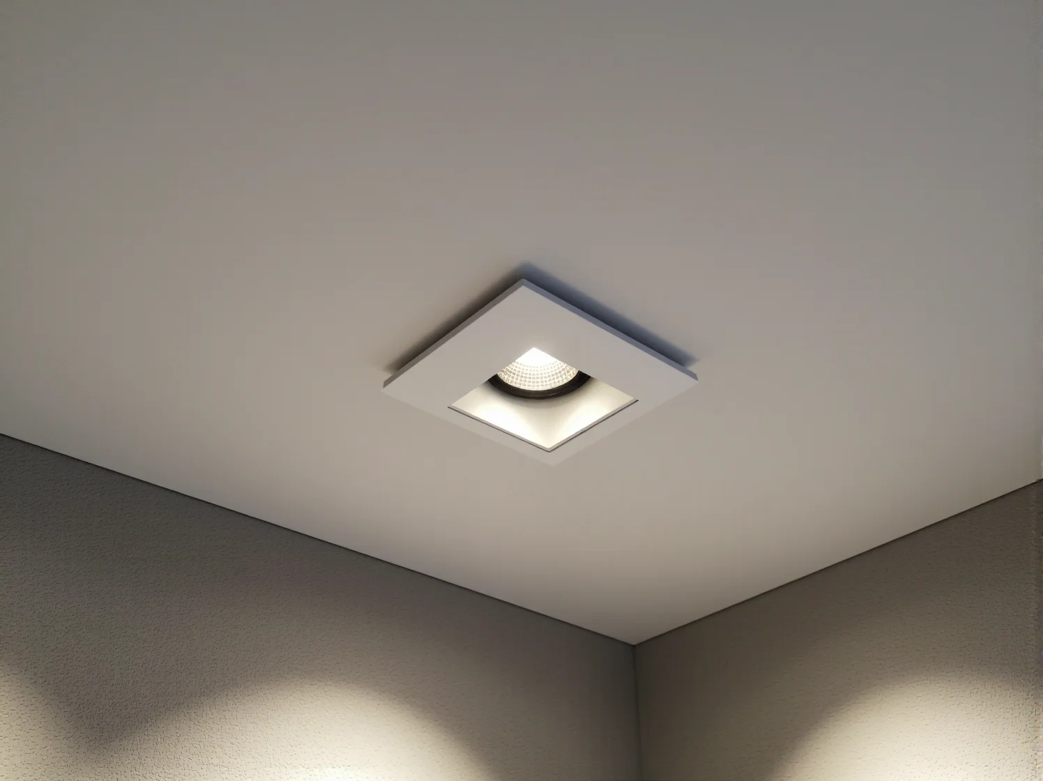 Stabilne oświetlenie LED zabezpieczone przed skokami napięcia w instalacji elektrycznej.